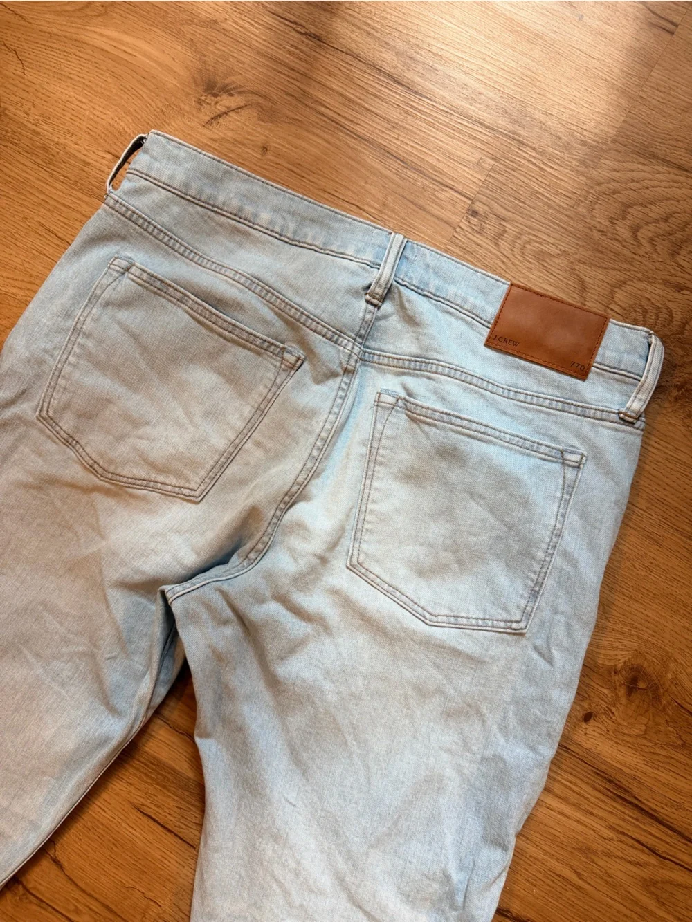 J. Crew 770 Straight-Fit Eco Stretch Jean in Sunfaded Sky Wash Size 34x32
